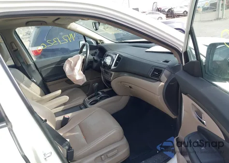 2016 Honda Pilot Ex-L z USA, uszkodzony, nr VIN 5FNYF6H53GB051475